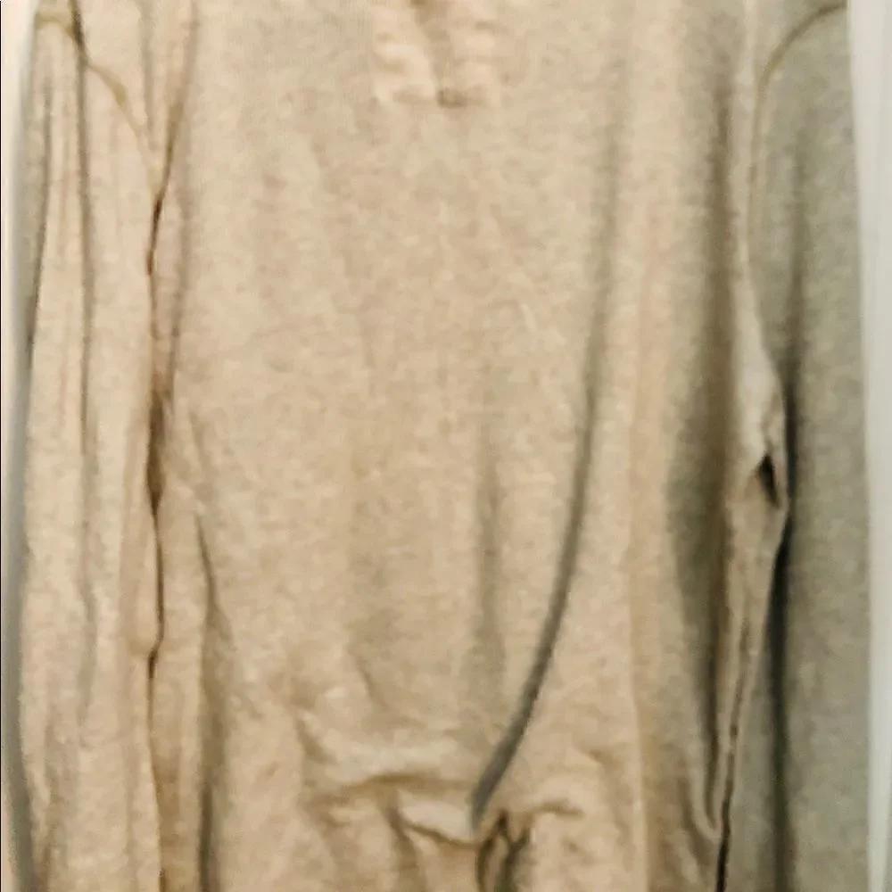 Hollister shirt